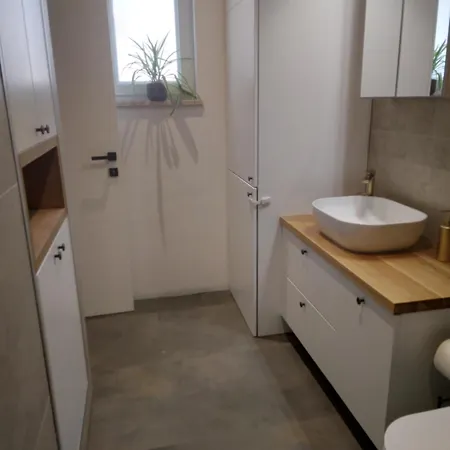 Paolo Apartment, Parking, Terrace, Netflix Zara