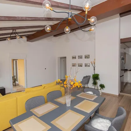 דירה Paolo Apartment, Parking, Terrace, Netflix *