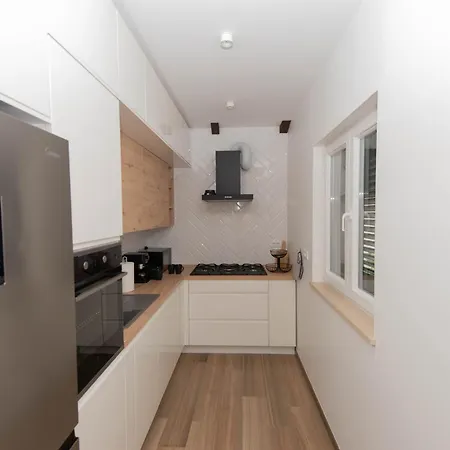 Paolo Apartment, Parking, Terrace, Netflix *