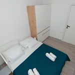 Paolo Apartment, Parking, Terrace, Netflix 아파트